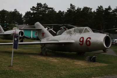 Mikojan-Gurewitsch MiG-15UTI Midget
